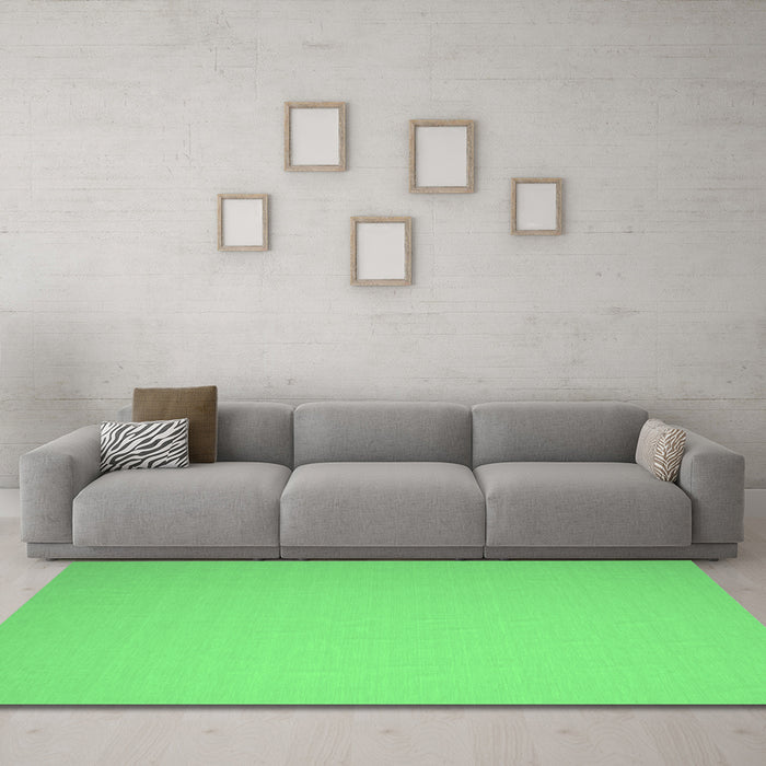 Machine Washable Abstract Emerald Green Contemporary Area Rugs in a Living Room,, wshcon610emgrn