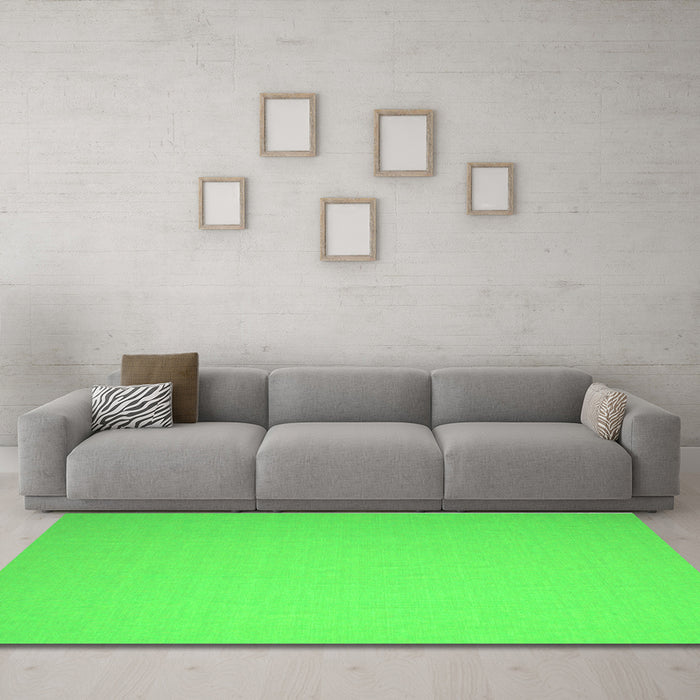 Machine Washable Abstract Green Contemporary Area Rugs in a Living Room,, wshcon610grn