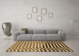Machine Washable Abstract Brown Contemporary Rug in a Living Room,, wshcon612brn