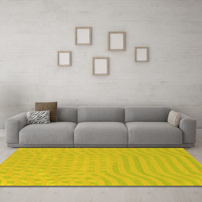 Machine Washable Abstract Yellow Contemporary Rug in a Living Room, wshcon613yw