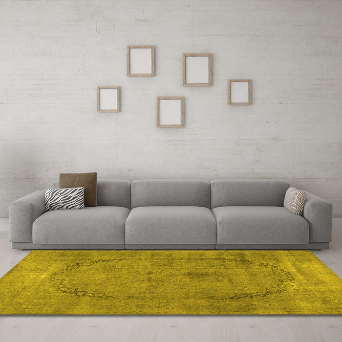 Machine Washable Abstract Yellow Contemporary Rug in a Living Room, wshcon615yw