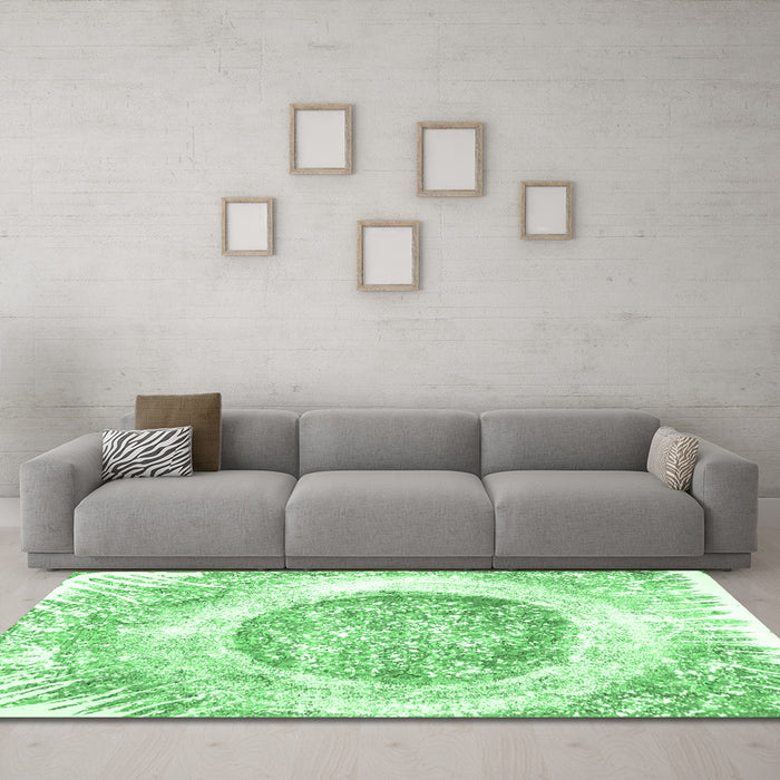Machine Washable Abstract Emerald Green Contemporary Area Rugs in a Living Room,, wshcon616emgrn