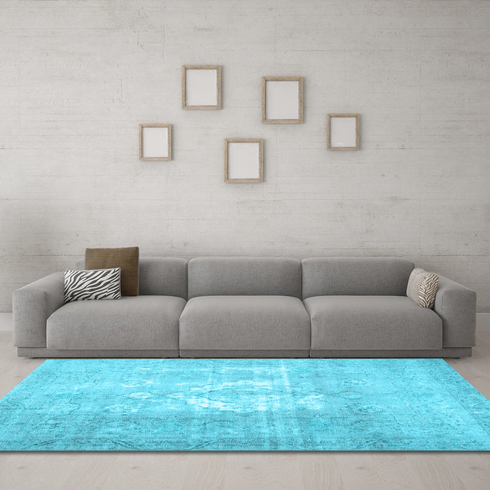 Machine Washable Abstract Light Blue Contemporary Rug in a Living Room, wshcon617lblu