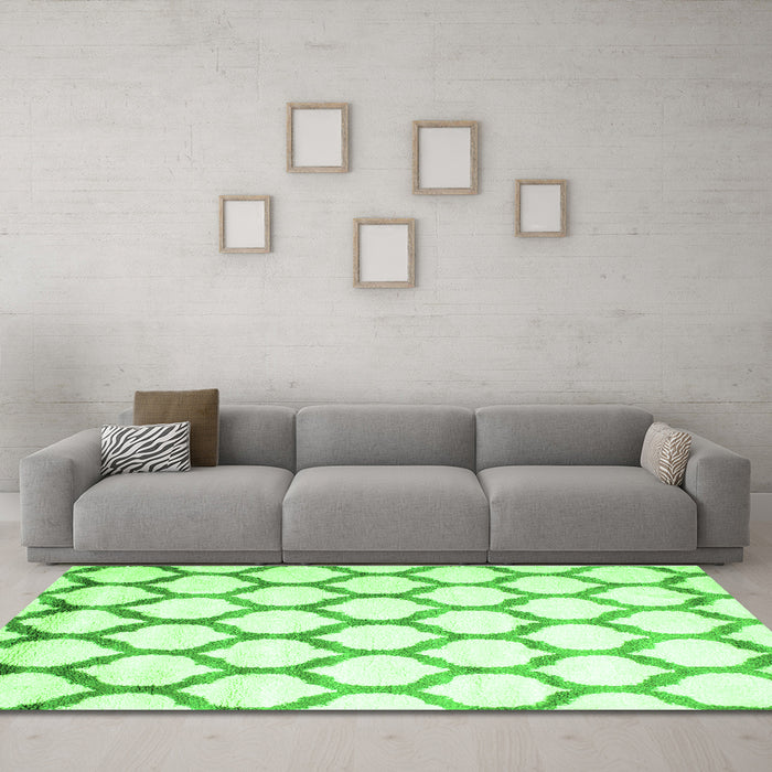 Machine Washable Terrilis Green Contemporary Area Rugs in a Living Room,, wshcon648grn