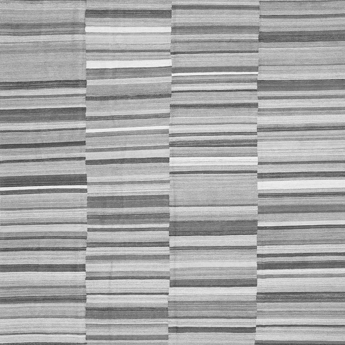 Serging Thickness of Southwestern Gray Country Rug, con653gry