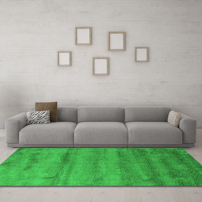 Machine Washable Abstract Green Contemporary Area Rugs in a Living Room,, wshcon655grn