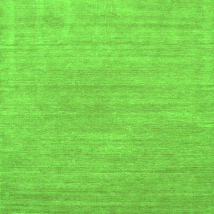 Serging Thickness of Solid Green Modern Rug, con65grn