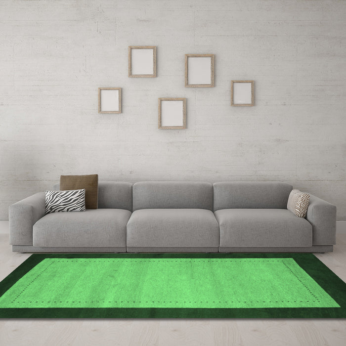 Machine Washable Abstract Emerald Green Contemporary Area Rugs in a Living Room,, wshcon661emgrn