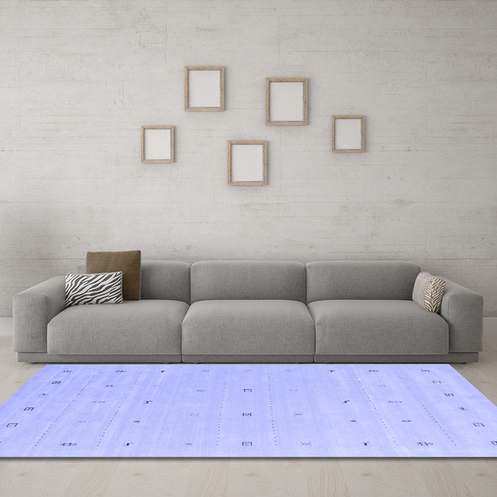 Machine Washable Solid Blue Modern Rug in a Living Room, wshcon662blu