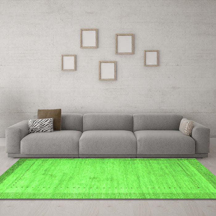Machine Washable Abstract Green Contemporary Area Rugs in a Living Room,, wshcon666grn