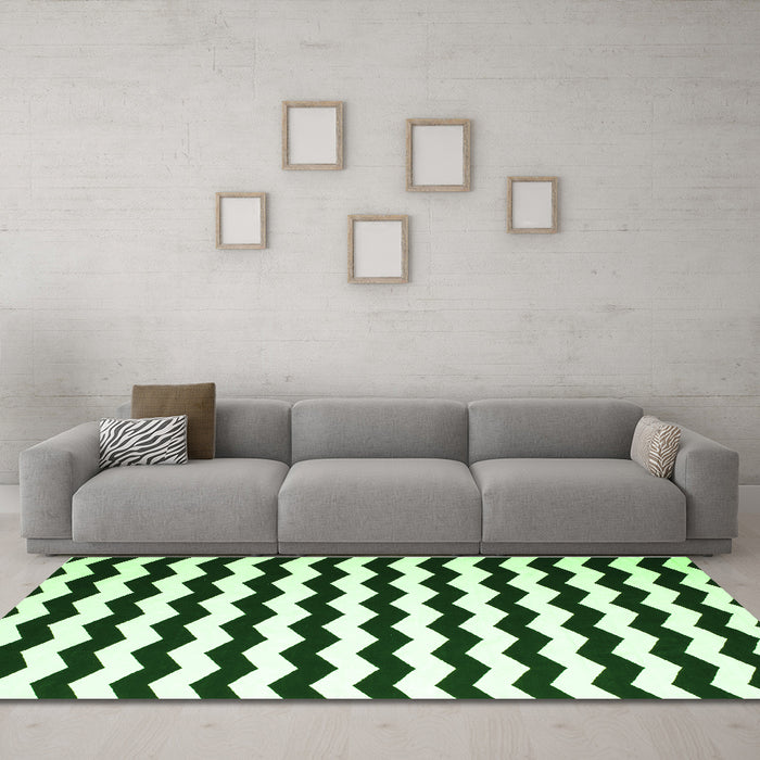 Machine Washable Abstract Green Contemporary Area Rugs in a Living Room,, wshcon671grn