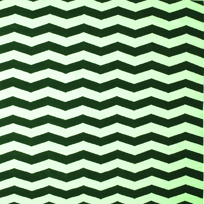 Round Machine Washable Abstract Green Contemporary Area Rugs, wshcon671grn