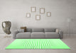 Machine Washable Solid Emerald Green Modern Area Rugs in a Living Room,, wshcon677emgrn