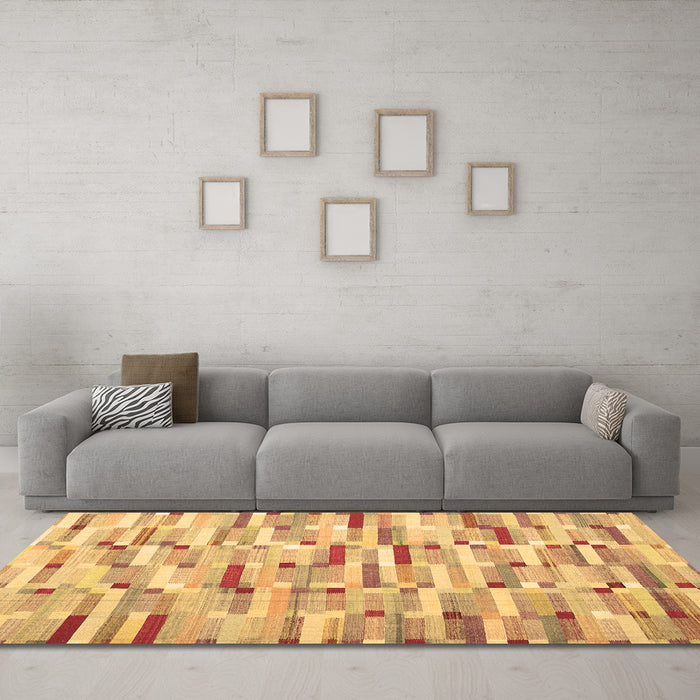 Machine Washable Abstract Brown Contemporary Rug in a Living Room,, wshcon679brn