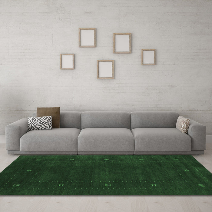 Machine Washable Abstract Emerald Green Contemporary Area Rugs in a Living Room,, wshcon680emgrn