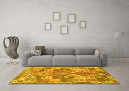 Machine Washable Southwestern Yellow Country Rug in a Living Room, wshcon682yw