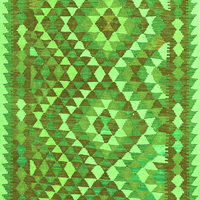Serging Thickness of Machine Washable Southwestern Green Country Area Rugs, wshcon683grn