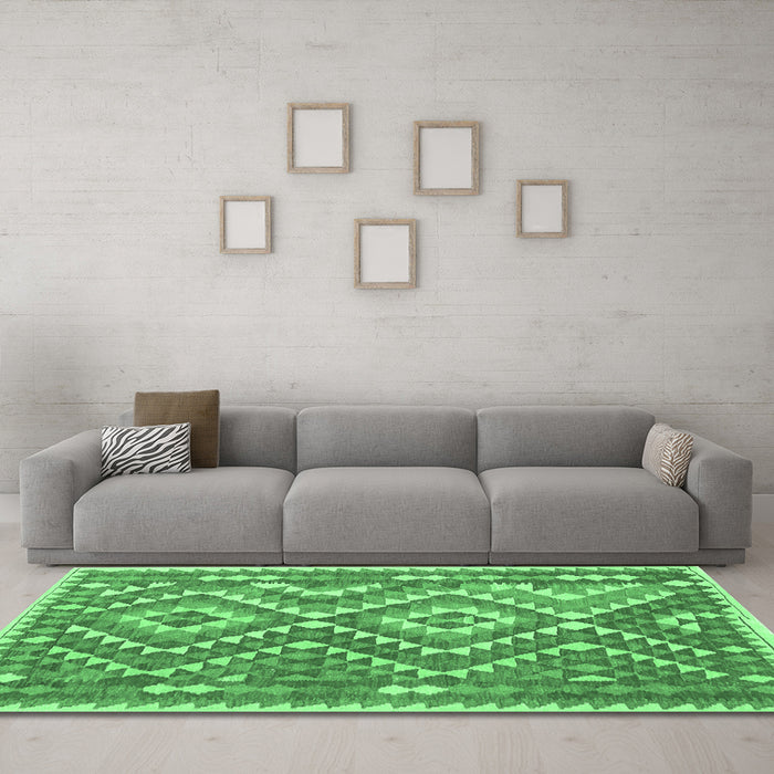 Machine Washable Southwestern Emerald Green Country Area Rugs in a Living Room,, wshcon683emgrn
