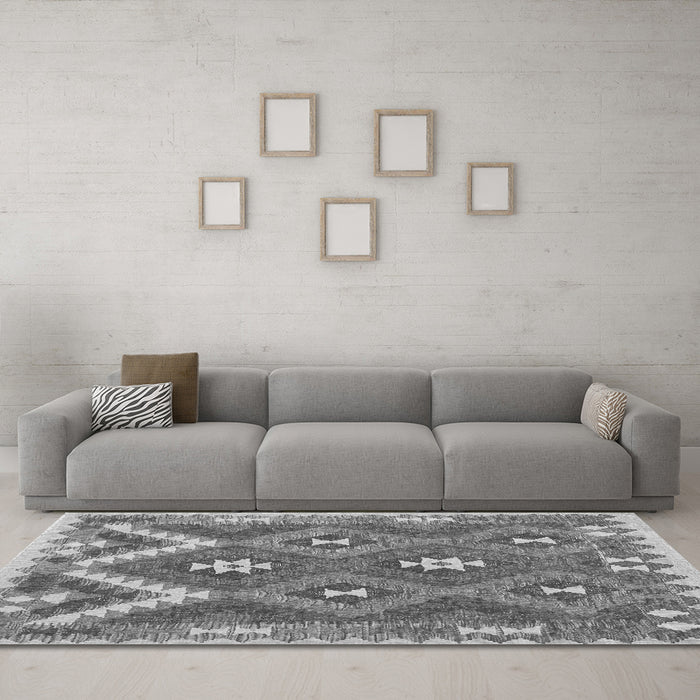 Machine Washable Southwestern Gray Country Rug in a Living Room,, wshcon684gry