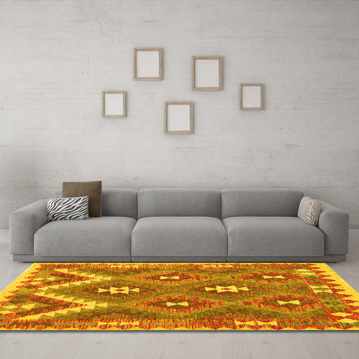 Machine Washable Southwestern Yellow Country Rug in a Living Room, wshcon684yw