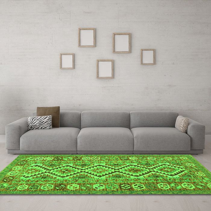 Machine Washable Southwestern Green Country Area Rugs in a Living Room,, wshcon686grn