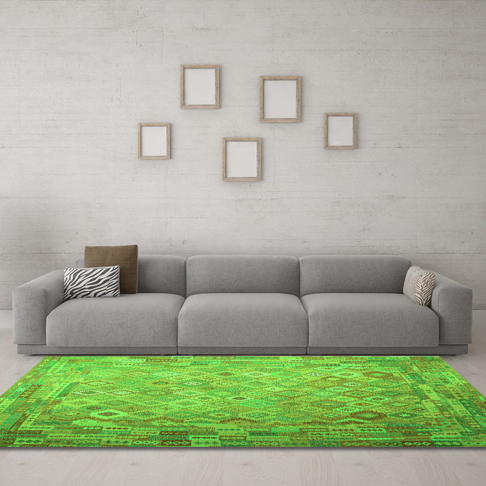 Machine Washable Southwestern Green Country Area Rugs in a Living Room,, wshcon687grn