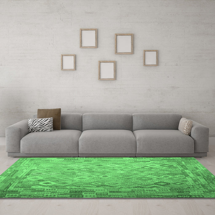Machine Washable Southwestern Emerald Green Country Area Rugs in a Living Room,, wshcon687emgrn