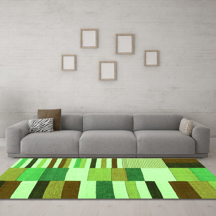 Machine Washable Southwestern Green Country Area Rugs in a Living Room,, wshcon692grn