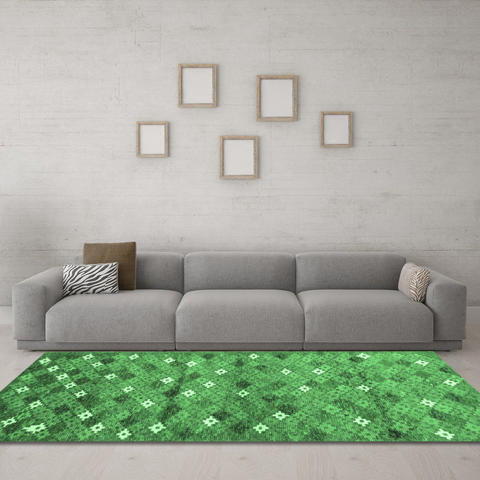 Machine Washable Southwestern Emerald Green Country Area Rugs in a Living Room,, wshcon694emgrn