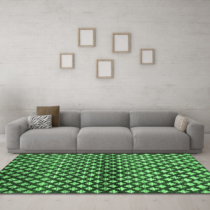 Machine Washable Abstract Emerald Green Contemporary Area Rugs in a Living Room,, wshcon695emgrn