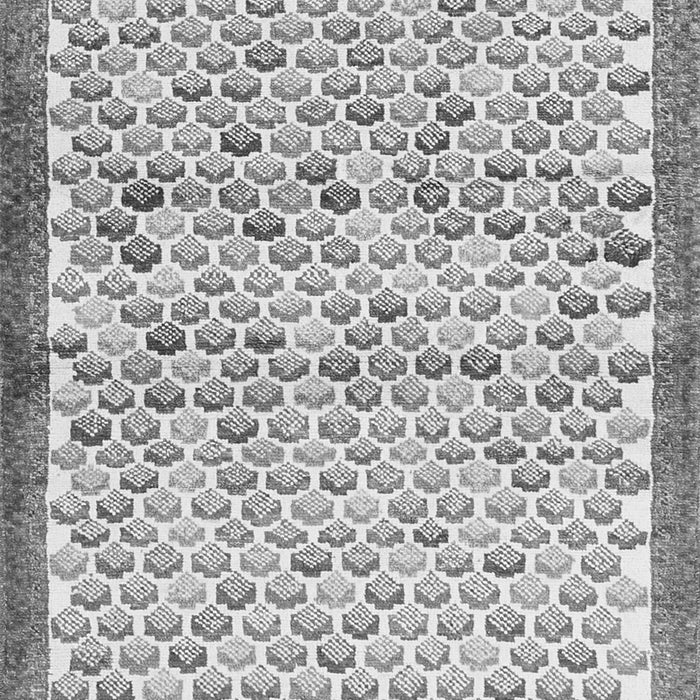 Serging Thickness of Machine Washable Abstract Gray Contemporary Rug, wshcon697gry