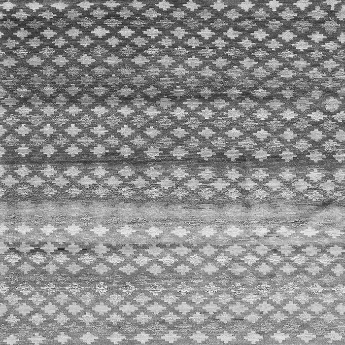 Serging Thickness of Oriental Gray Traditional Rug, con699gry