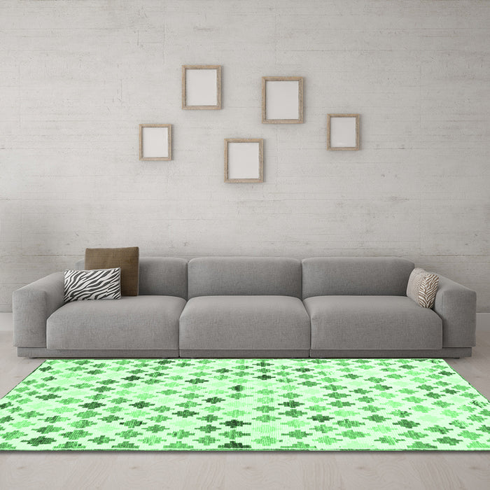 Machine Washable Southwestern Emerald Green Country Area Rugs in a Living Room,, wshcon702emgrn
