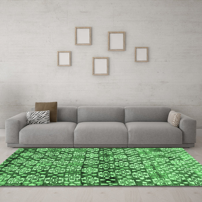 Machine Washable Abstract Emerald Green Contemporary Area Rugs in a Living Room,, wshcon707emgrn