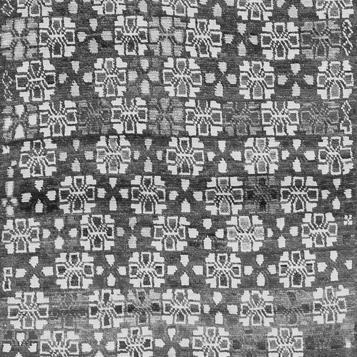 Serging Thickness of Machine Washable Abstract Gray Contemporary Rug, wshcon707gry