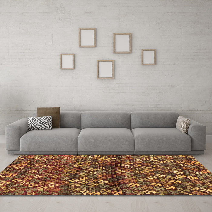 Machine Washable Abstract Brown Contemporary Rug in a Living Room,, wshcon708brn