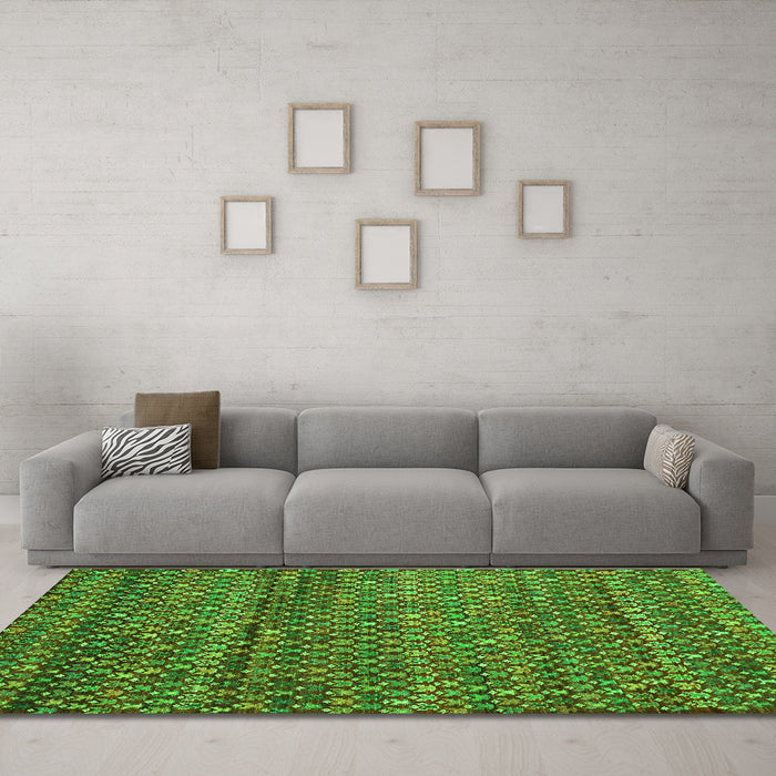 Machine Washable Abstract Green Contemporary Area Rugs in a Living Room,, wshcon709grn
