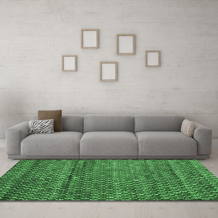 Machine Washable Abstract Emerald Green Contemporary Area Rugs in a Living Room,, wshcon709emgrn
