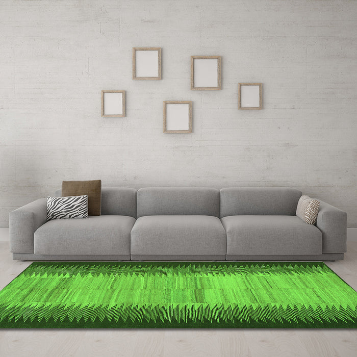 Machine Washable Abstract Green Contemporary Area Rugs in a Living Room,, wshcon713grn