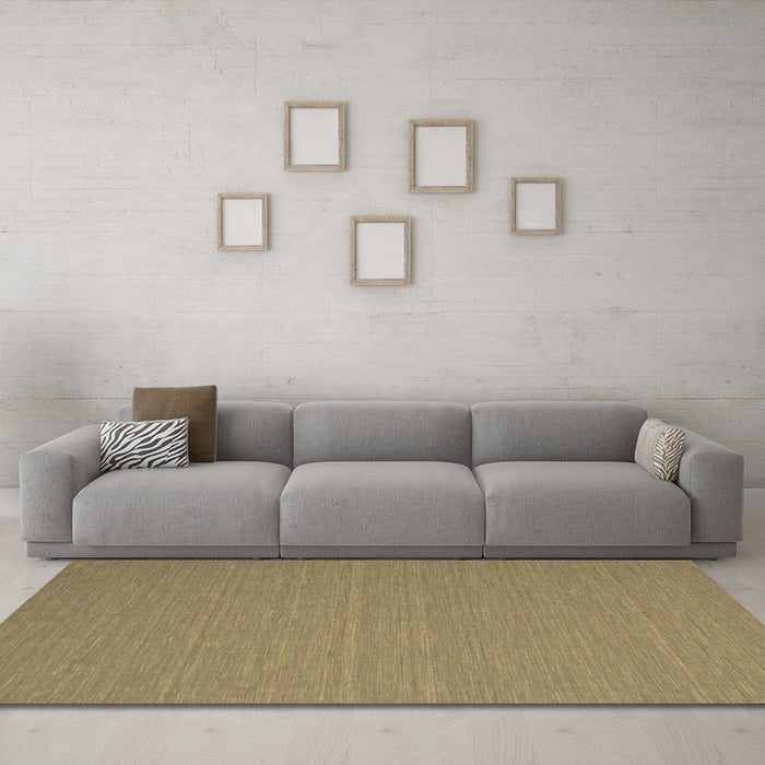 Machine Washable Abstract Brown Contemporary Rug in a Living Room,, wshcon722brn