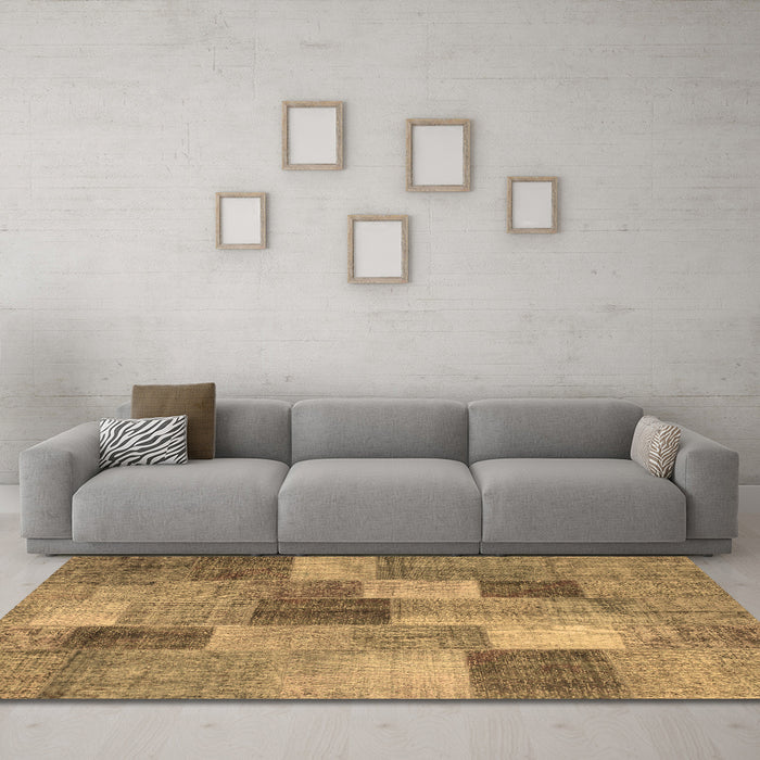 Machine Washable Patchwork Brown Transitional Rug in a Living Room,, wshcon728brn