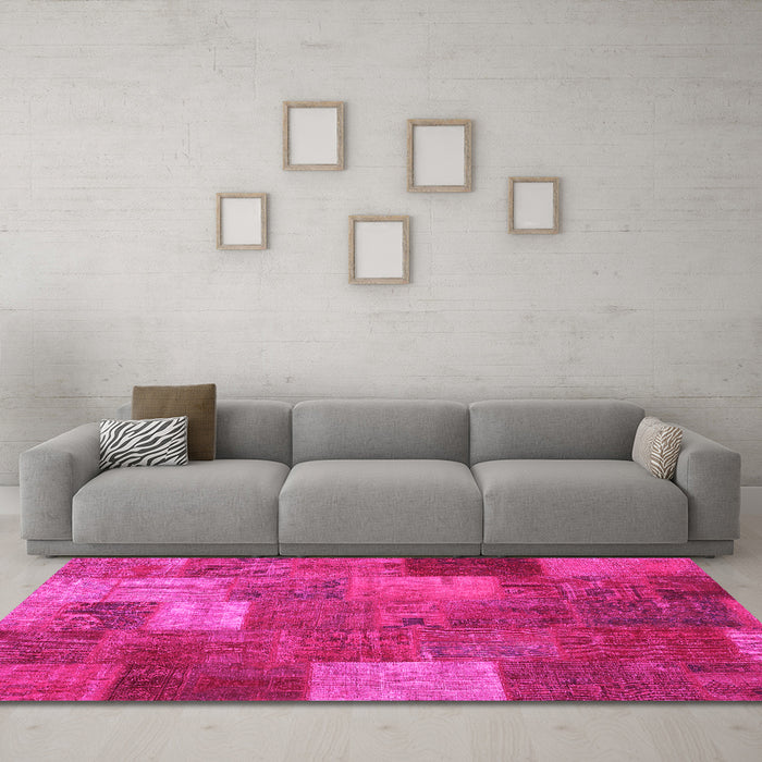 Machine Washable Patchwork Pink Transitional Rug in a Living Room, wshcon729pnk