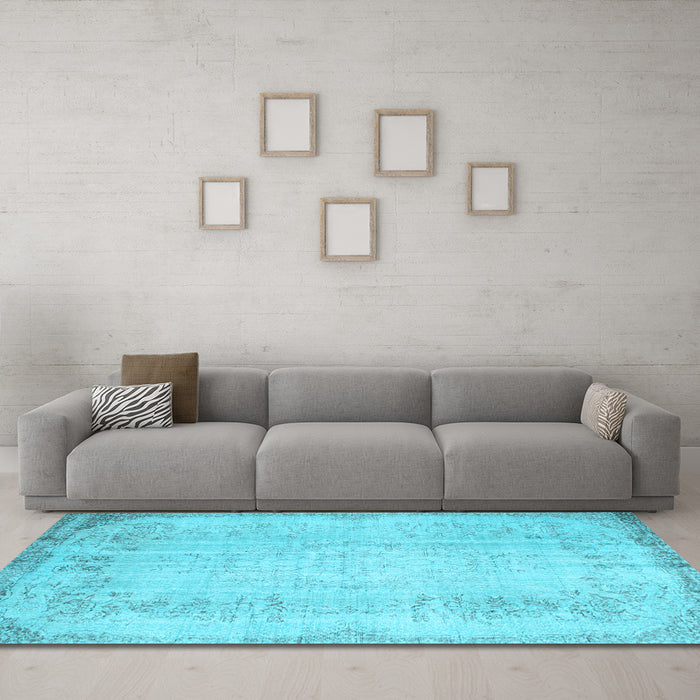 Machine Washable Abstract Light Blue Contemporary Rug in a Living Room, wshcon731lblu
