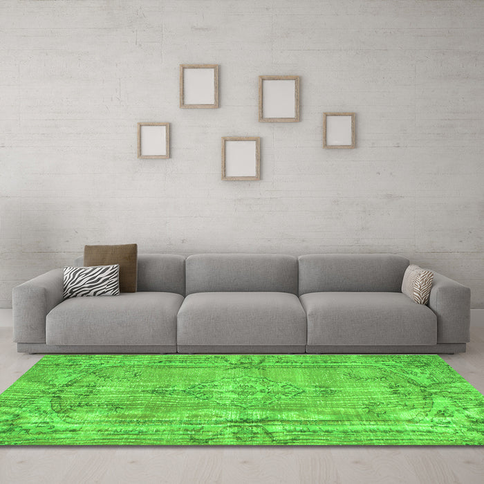 Machine Washable Abstract Green Contemporary Area Rugs in a Living Room,, wshcon734grn