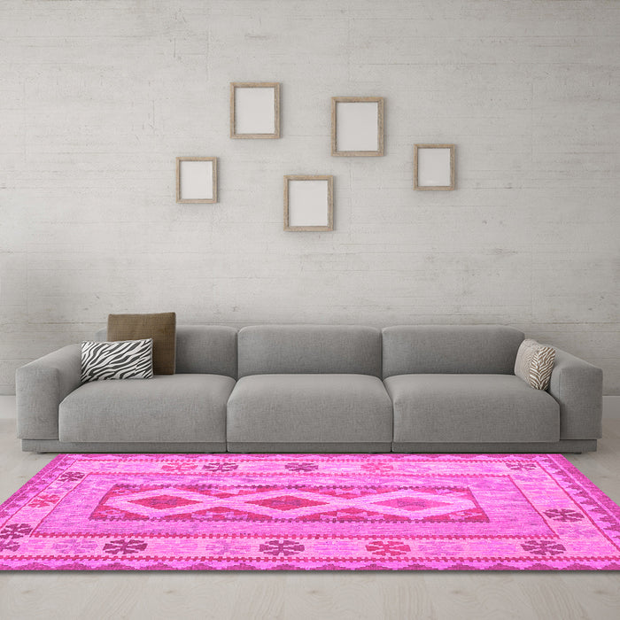 Machine Washable Oriental Pink Traditional Rug in a Living Room, wshcon738pnk