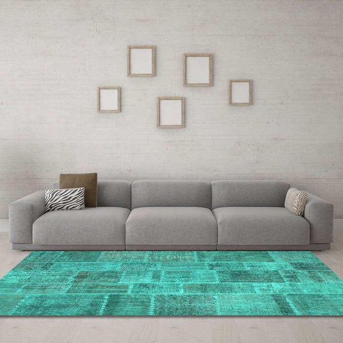 Machine Washable Patchwork Turquoise Transitional Area Rugs in a Living Room,, wshcon740turq
