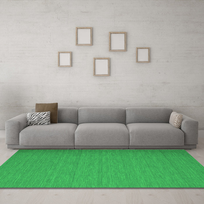 Machine Washable Abstract Green Contemporary Area Rugs in a Living Room,, wshcon741grn