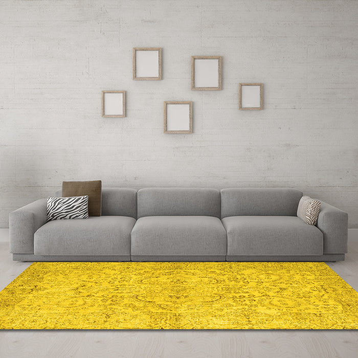 Machine Washable Abstract Yellow Contemporary Rug in a Living Room, wshcon742yw