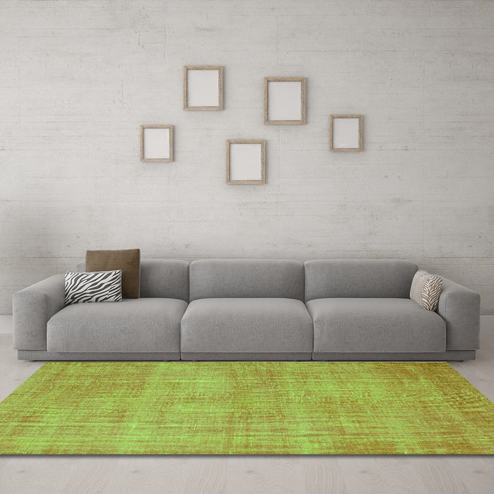 Machine Washable Abstract Green Contemporary Area Rugs in a Living Room,, wshcon745grn