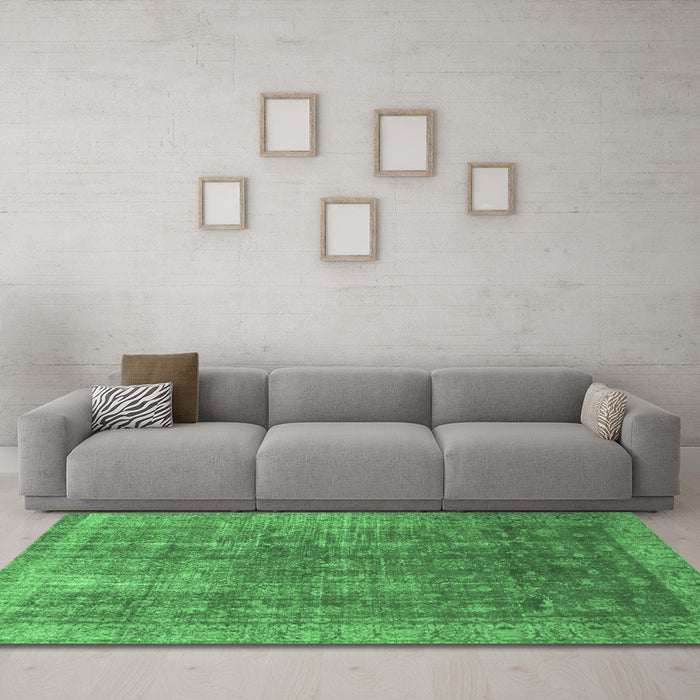 Machine Washable Persian Emerald Green Bohemian Area Rugs in a Living Room,, wshcon747emgrn